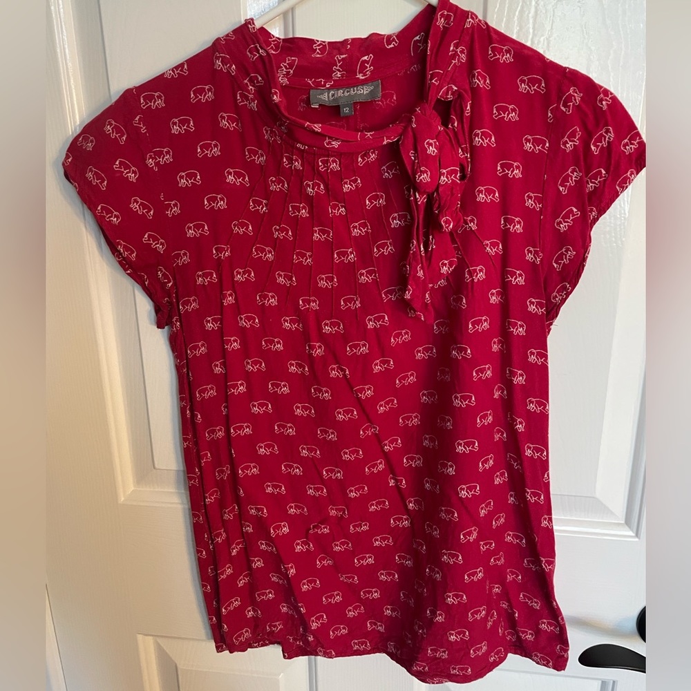 Circus Clothing Elephant Print Shirt with Bow size 12(Ireland sizing. US Size M)